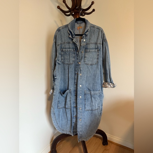 Anthropologie Pilcro long light denim jacket size M (oversized) - Picture 1 of 6